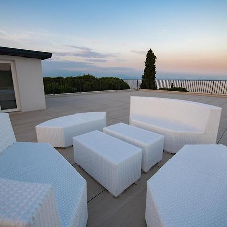 Appartamenti Sole Blu Padenghe sul Garda Exterior foto